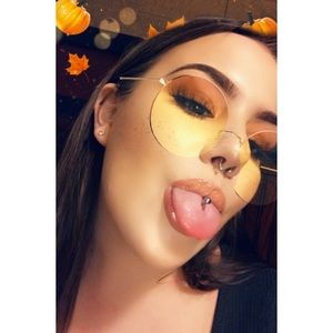 Meet your Posher, Cassidy